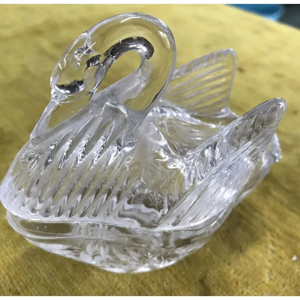 Lead Crystal Clear Glass Swan Trinket Box With Lid Jewelry Ring Dish Vintage‎